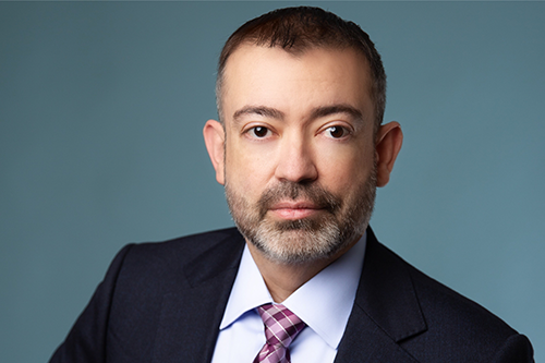 Robert Espinoza headshot